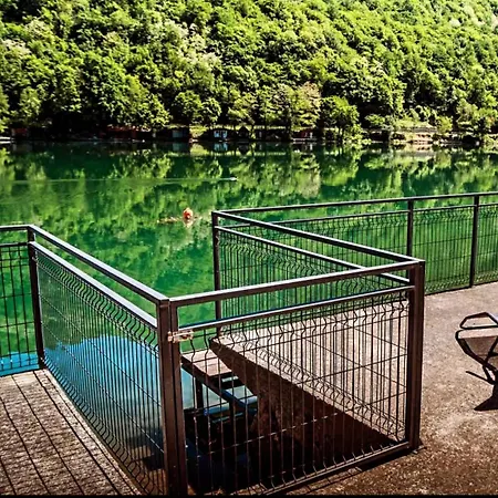 Tatil Evi Vikendica Reset, Zvornicko Jezero
